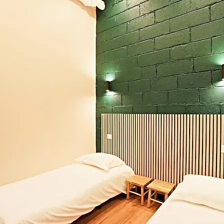 8 Personnes Avec Sauna *
