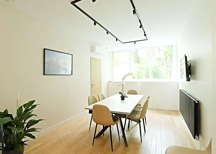 Apartment Charmant Appartement Avec Sauna Et Salle Cinema Au Coeur De Paris *
