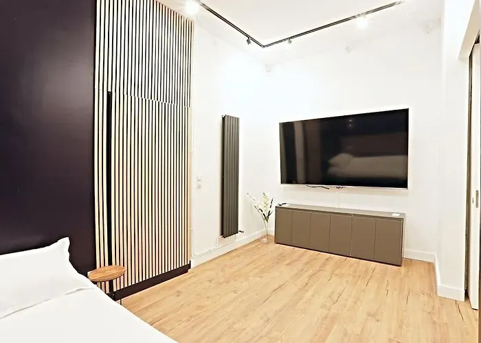 Charmant Appartement Avec Sauna Et Salle Cinema Au Coeur De Paris Apartment *